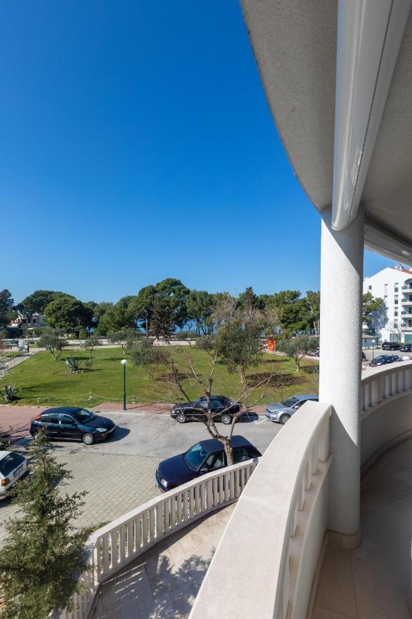 Luxury Green Beach Apartment Makarska Exterior photo